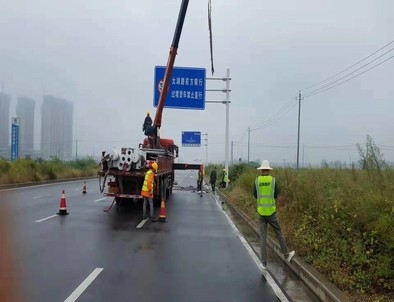 拉萨拉萨专业道路标牌施工